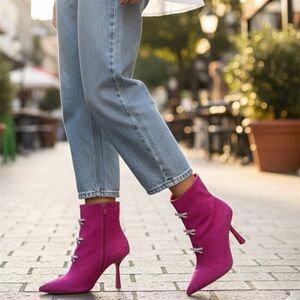 Gianni Bini Womens Booties Sz 6 M Dalton Suede Rhinestone Bow Pink Pointed Toe